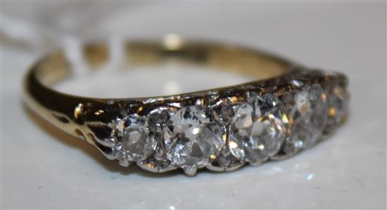 18ct gold and five-stone diamond ring